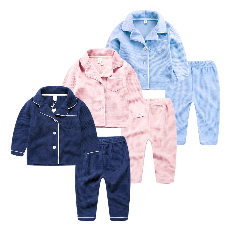 

The boy in the home for 2017 new children spring cotton pajamas long sleeved jacket baby two piece