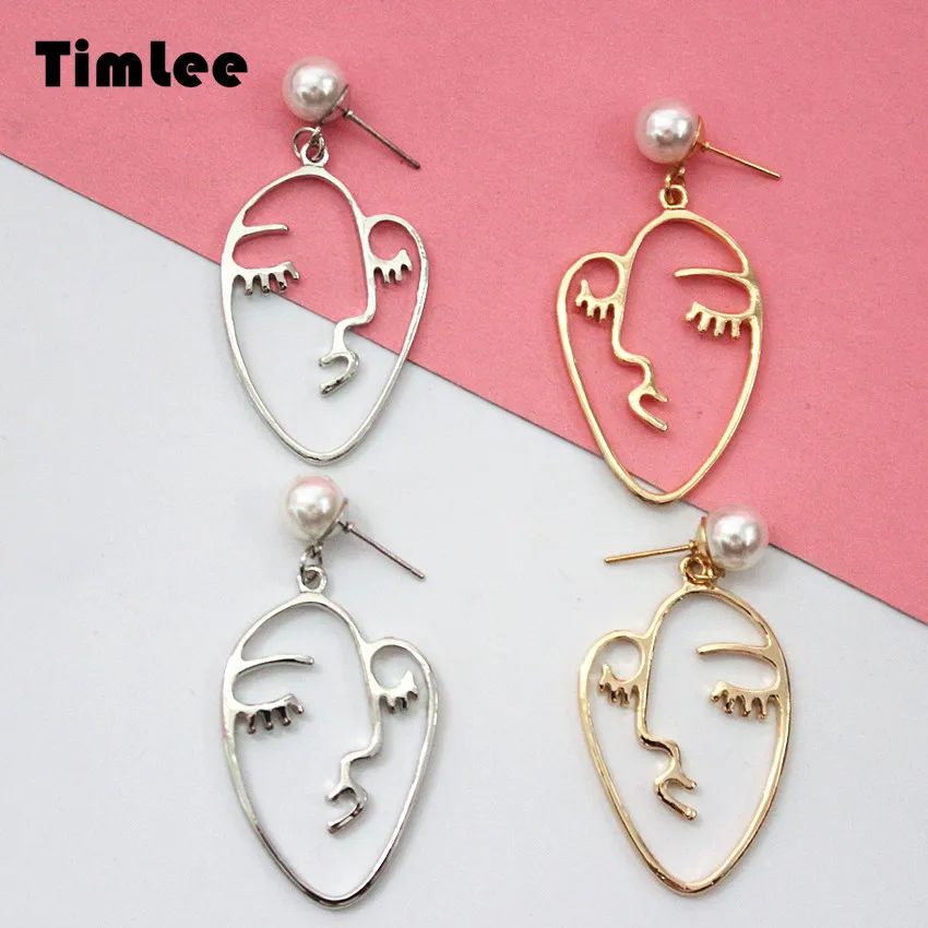

Timlee E093 Free shipping,New Exaggeration Hollow Out Face Earring Outline Alloy Dangle Earrings,Fashion Jewelry wholesale