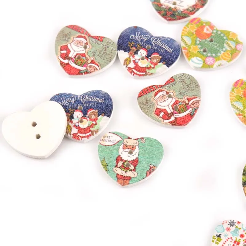 

21x25mm 50pcs Random Mix Heart Painted Christmas Pattern Wooden Buttons For Clothing Craft Scrapbooking Garment DIY Decor M0350