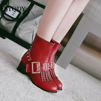 

BYQDY Plus Size 34-48 Woman Boots 2020 Buckle Strap Block Heel Shoes Tassel Rivets Ankle Punk Boots Square Heels Russian Shoes