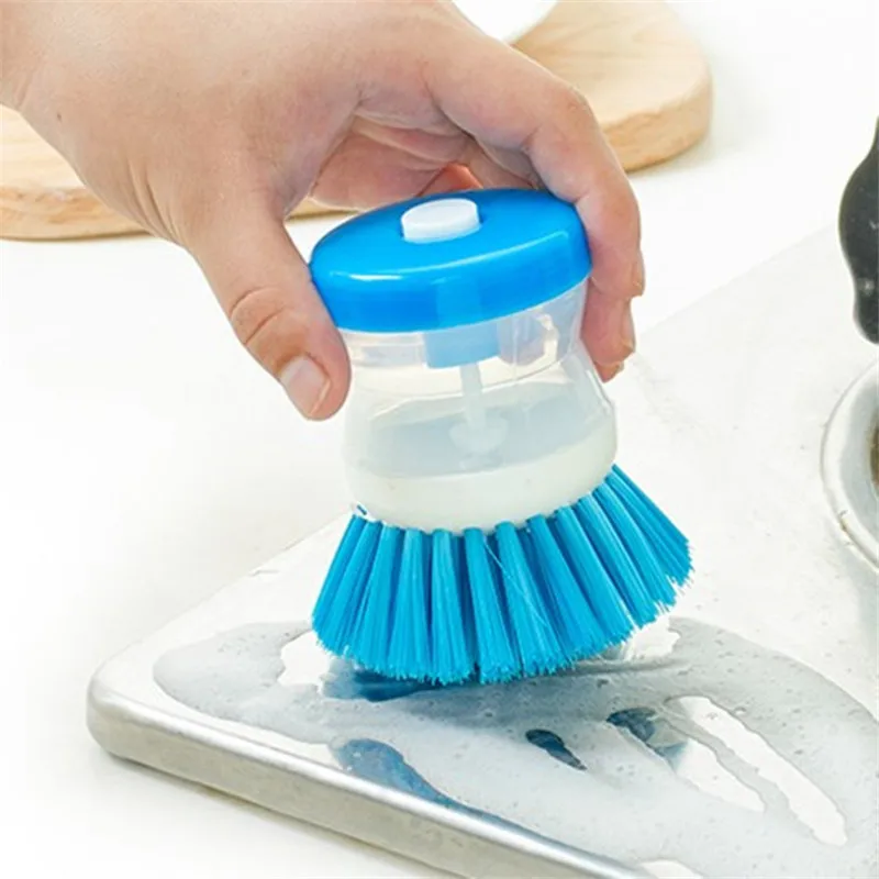 1 шт. нажмите жидкую щетку для мытья, чтобы очистить кисти кухонные аксессуары Кухонные гаджеты щетка для овощей случайного цвета. Q