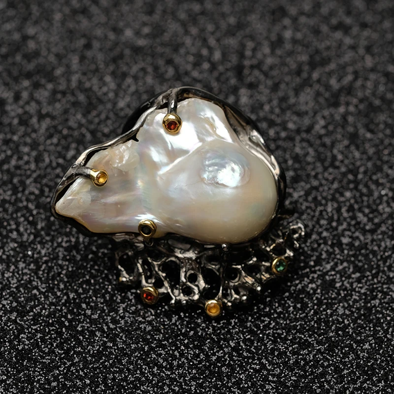

Vintage inlaid semi-precious rectangle tourmaline natural pearl Exaggerated coral design Rings
