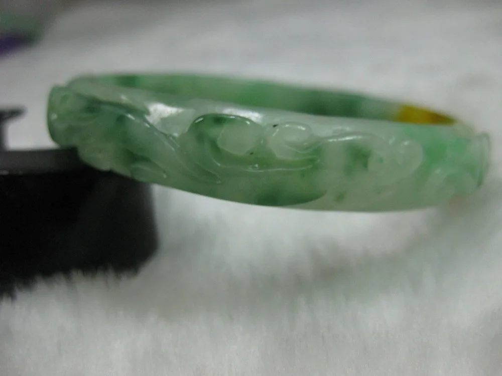

0420 NATURE BEAUTIFUL CARVING GREEN YELLOW JADE JADEITE BRACELET BANGLE