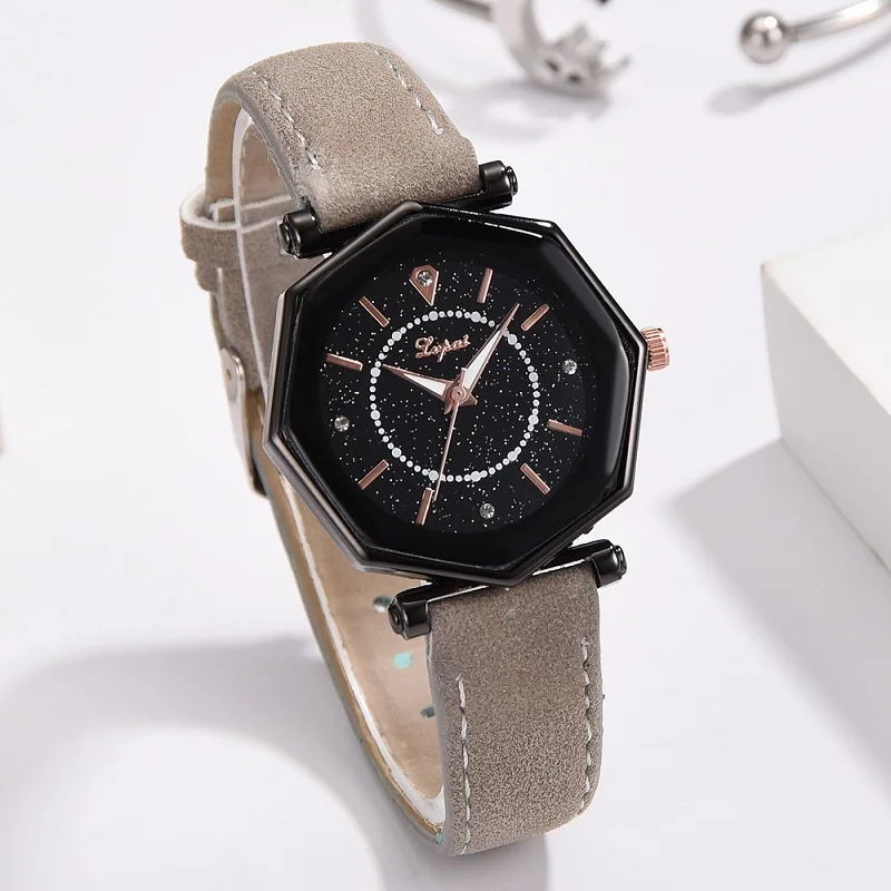 

2019 Explosion Star Watch Korean Version of The Simple Casual Retro Star Quartz Female Watch