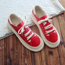 Новые весенние туфли на очень мягкой подошве; маленькие красные туфли; обувь в стиле ретро на низком каблуке