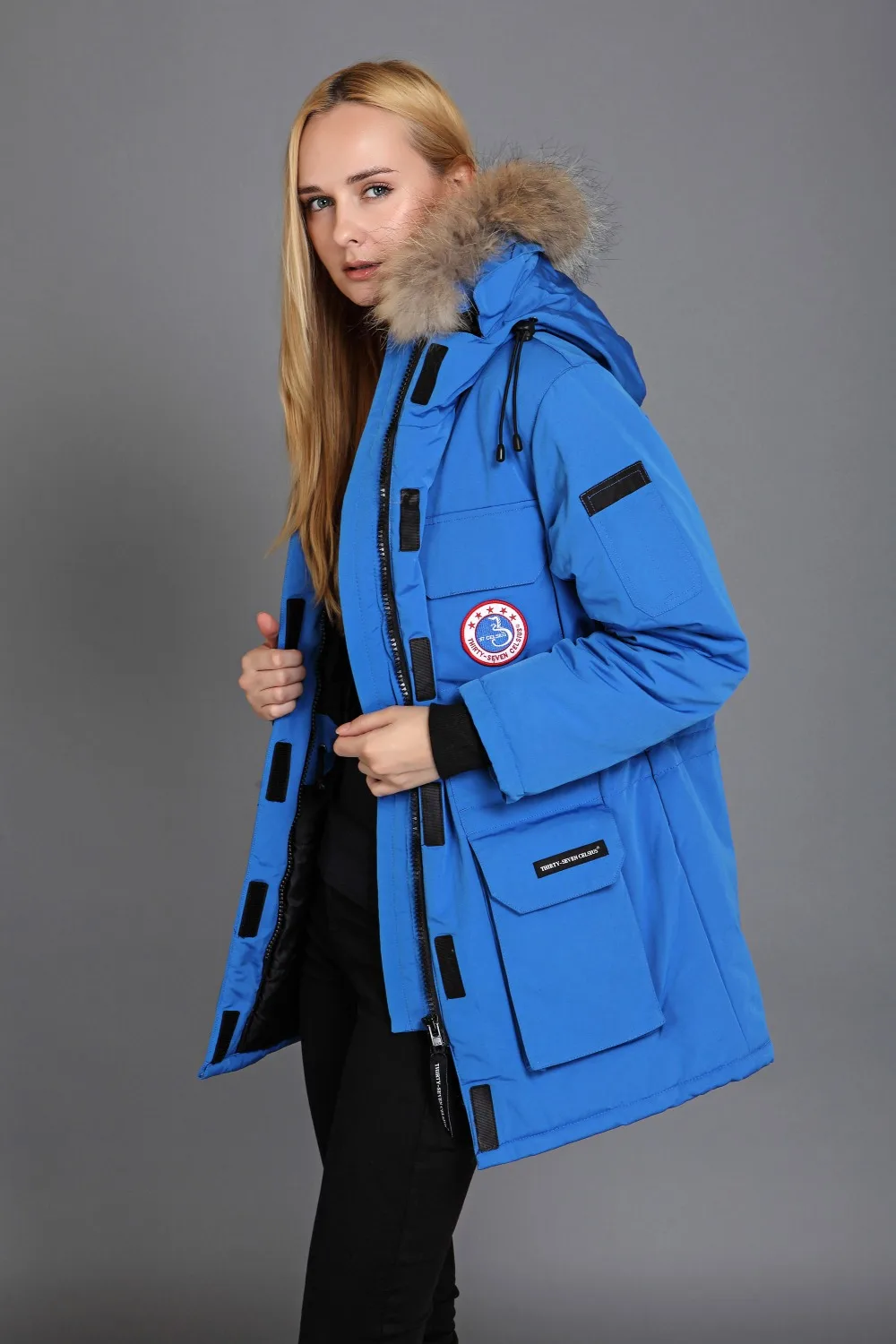 Waterproof 2016 Brand New Womens cotton Down Jacket Winter Warm Expedition Parka Ladies Fashion