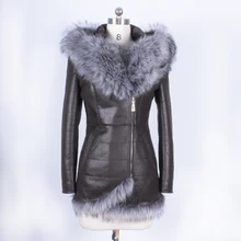 fashion Slim faux Suede coat for women Factory direct supplier Artificial fox collar winter new Factory wholesale Fur embroider