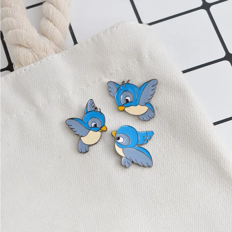 

Creative blue bird brooch enamel baby bird bird pin denim jackets buckle shirt badge ladies collar jewelry gift for children
