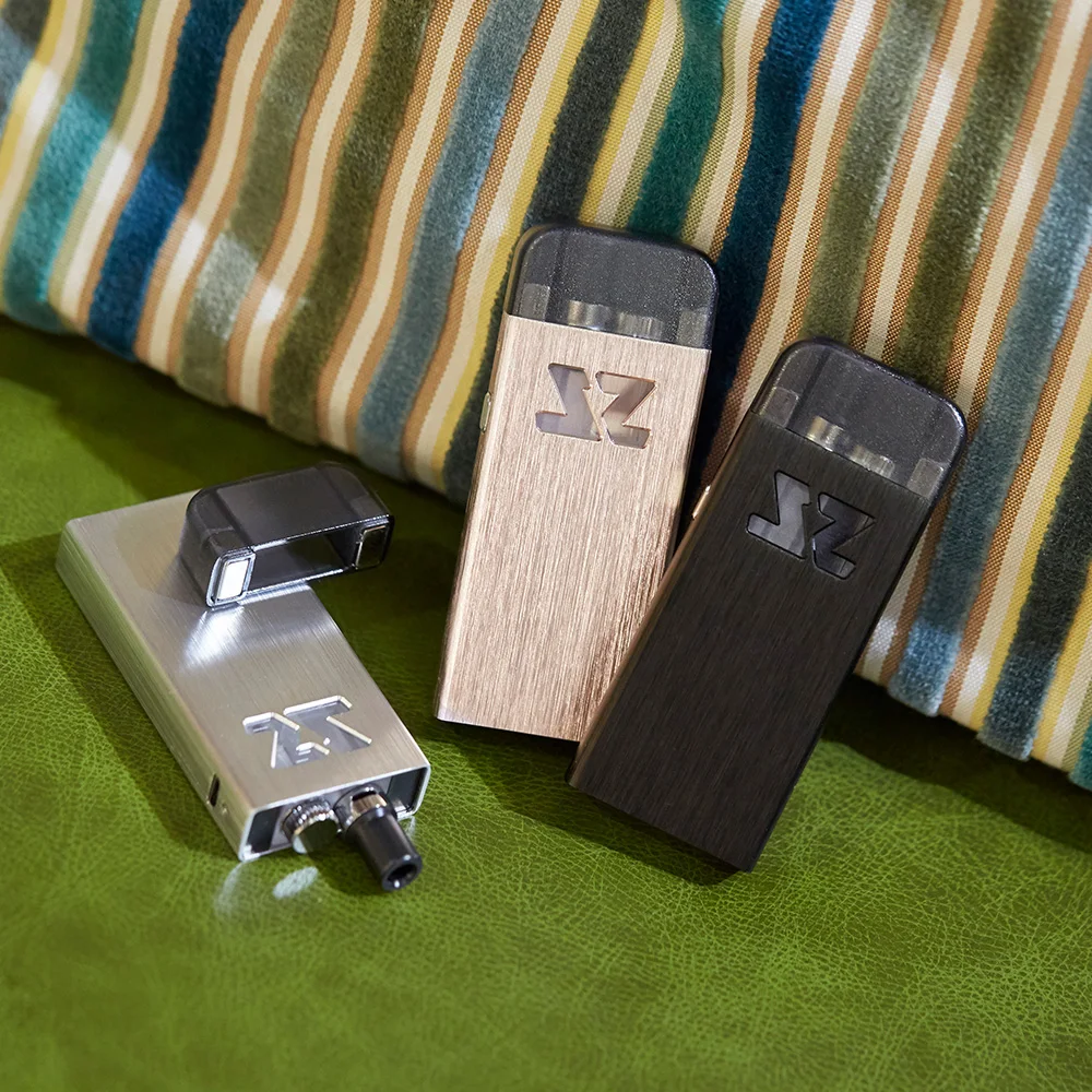 

Heavengifs Zeltu X Lighter Starter Kit 900mAh Built-in Battery 2ml Pod Magnetic cap & top refill & LED indicator VS Suorin Air
