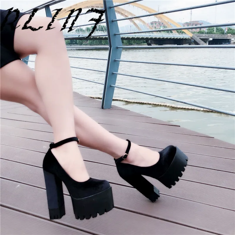 Rlinf на толстой подошве; новая Корейская версия спортивных туфель с открытым носком черного цвета на очень высоком каблуке туфли на высоком каблуке с круглым носком Для женщин обувь