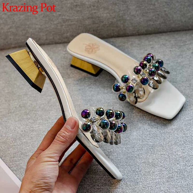 

Krazing pot 2019 plastic TPU flip flop peep toe strange med heels plus size summer mules string bead pendant jelly sandals L77
