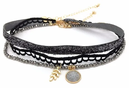 lace choker2.jpg