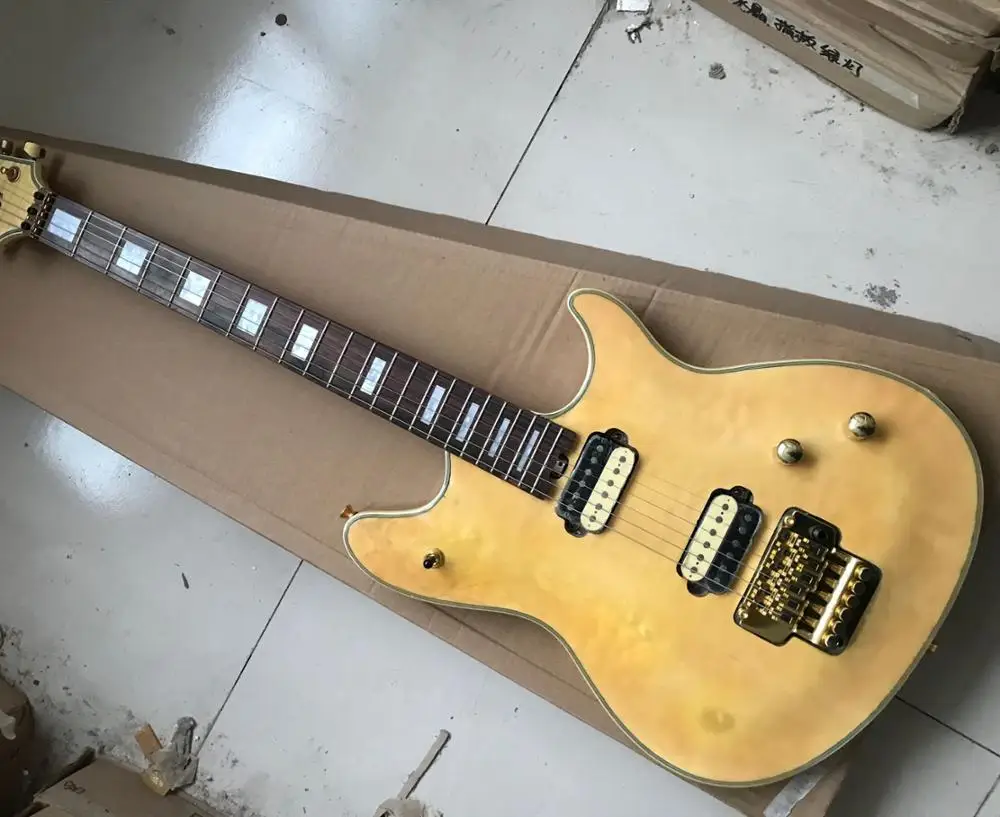 

Electric Guitar,with Natural wood Color Body,2 Open Pickups,Gold Hardware,Block Fret Marks Inlay,can be Customized