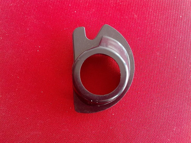 Высокое качество 1 шт. швейная машина Bobbin чехол 421325 (421326) Запасные части и