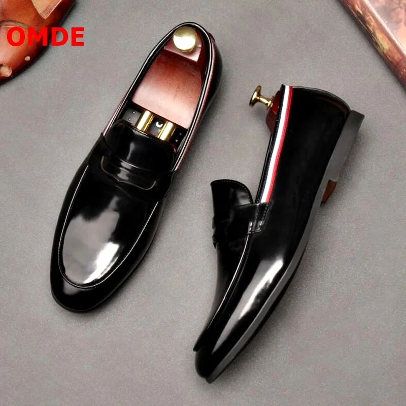 

OMDE Black Patent Leather Loafers Fashion Slip On Moccasins Men Casual Shoes Luxury Loafer Slippers Men's Banquet And Prom Shoes