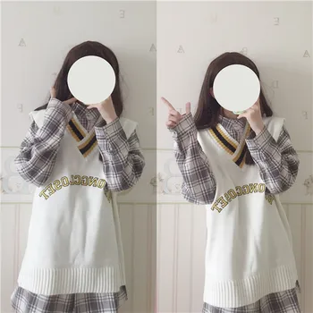 

Autumn sweater vest women's Korean version of the set of loose letter embroidery v-neck sleeveless knit sweater vest students