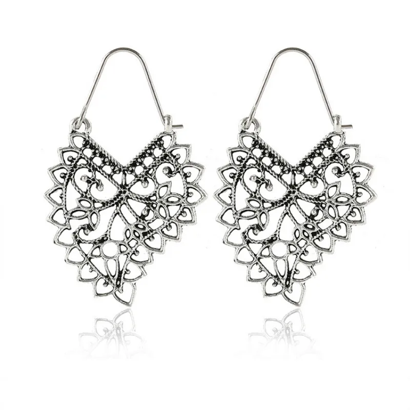 

European And American Jewelry Retro Ethnic Style Simple Alloy Pattern Hollow Hollow Earrings Wholesale