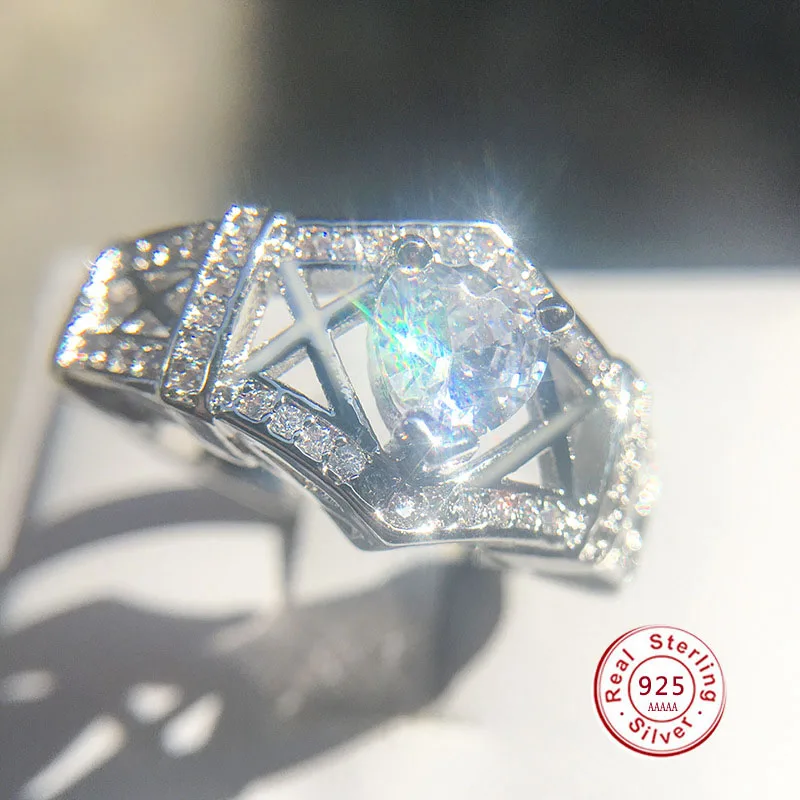 

2018 Christmas Loving Heart Ring 925 Sterling Silver Endless Micro Inlay Eiffel Tower Zircon Fashion Rings For Women Lady Anelli