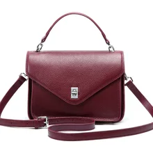 Simple and light fashion women's small square bag new tide retro handkerchief one shoulder messenger bag wild lady bags new tide retro tofu box mini small bag wild flight attendant shoulder messenger simple handbag