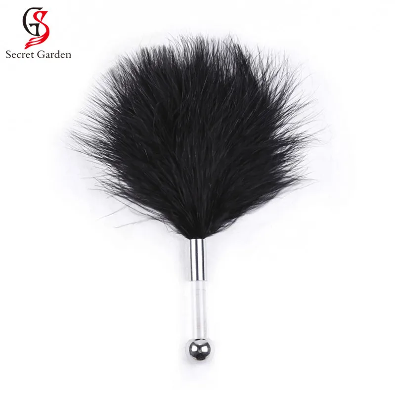 Bikini en guardia maribel Anal plug with feathers