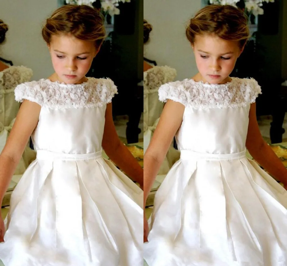 Белое Атласное платье принцессы с аппликацией в виде цветка для девочек, украшенное жемчужинами, с короткими рукавами и рюшами, с бантом сзади, длиной до пола, платье на крестины
