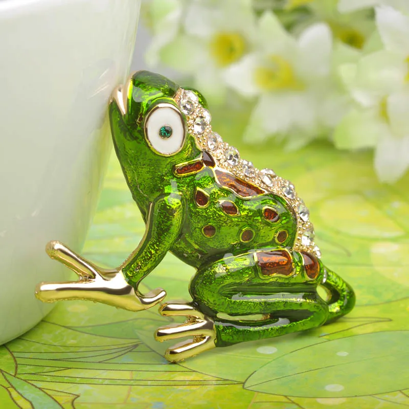 

blucome Frog Brooches For Women Gifts Enamel Hijab Pins Collares Rhinestone Pin Brooch Fashion Children Jewelry Wholesale Broach