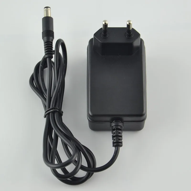 

AC 100-240V To DC 12V 1.5A 5.5x2.5mm Switching Power Supply Adapter EU Universal Plug Adaptor EU-12V1.5A