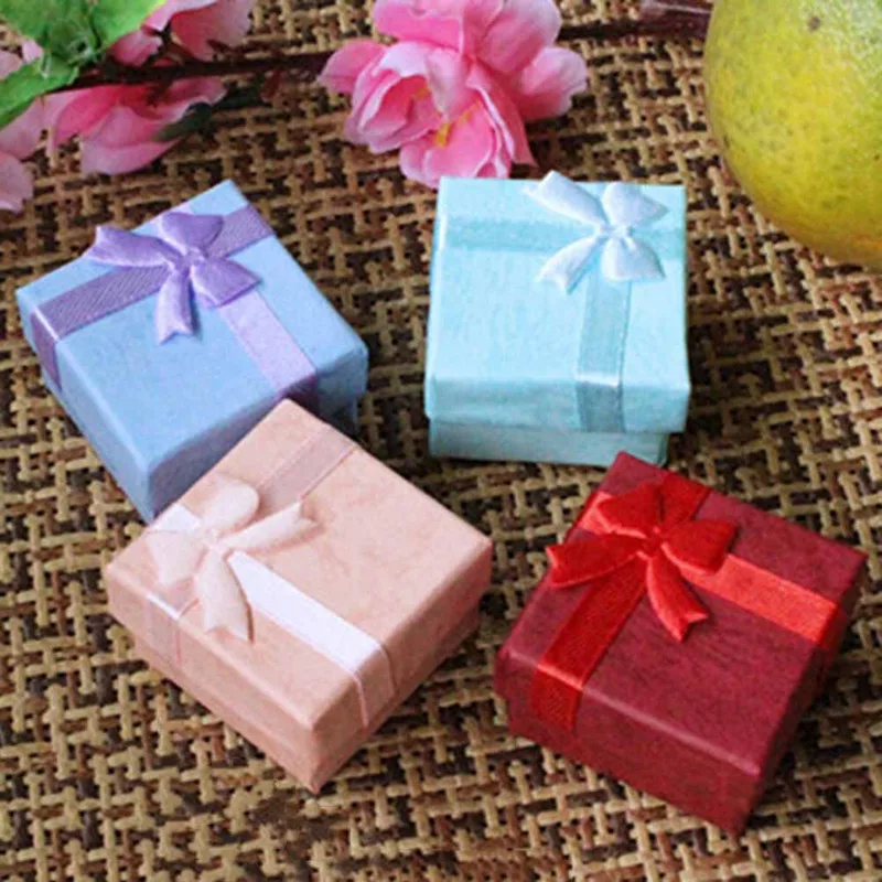 

1Pcs Small Bowknot Gift Boxes Package Makeup Organizer Necklace Earrings Ring Box 4X4X3cm Jewelry Box Paper Jewelry Gift Box