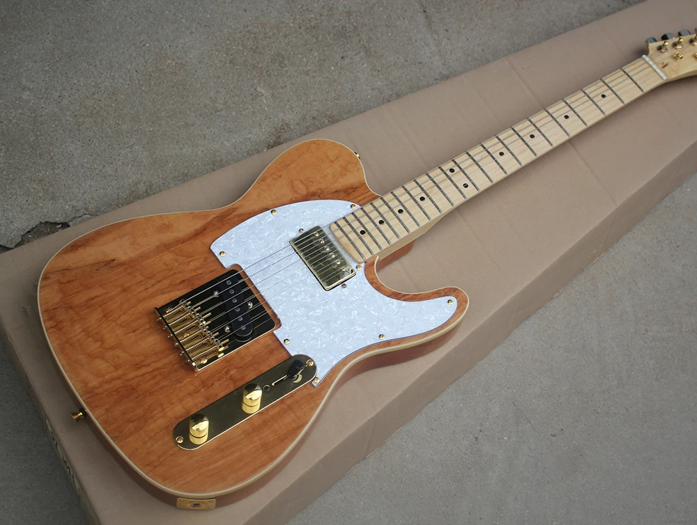 

Factory Custom Mahogany Body Electric Guitar with Gold Hardwares,White Pearl Pickguard,Maple Neck,Offer Customized