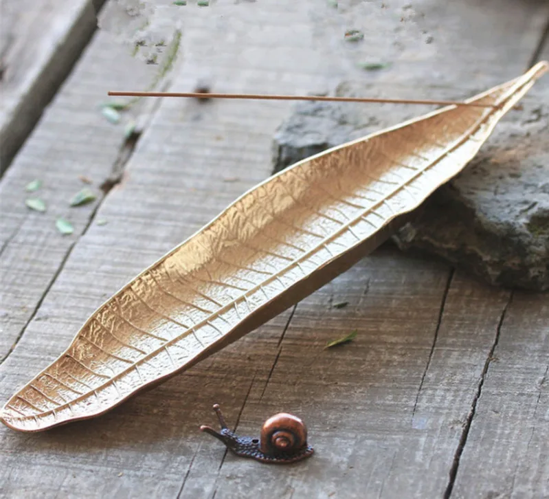 

Creative Retro Copper Bodhi Leaf Incense Stick Burner Handmade Incense Holder Home Decor Zen Censer Copper Snails For Gift