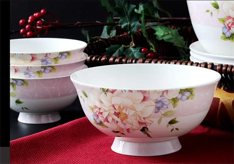 Набор из 28 предметов, столовые сервизы из костяного фарфора, красный королевский цветочный дизайн, коробка для бенто в японском стиле, кухонные термо-продукты, праздничные блюда