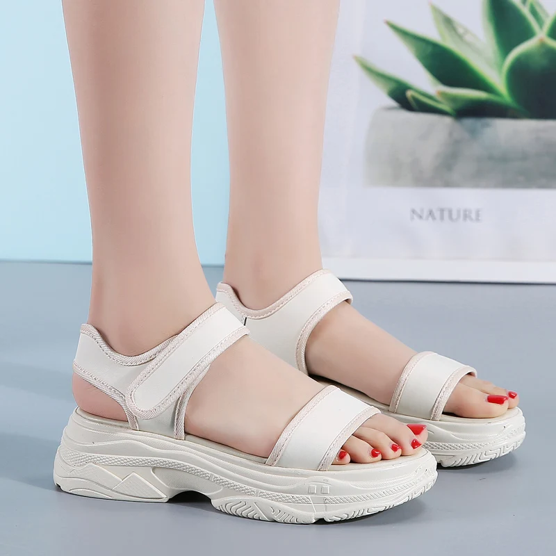 

AARDIMI 2019 Hot Sale Summer Classic Gladiator Sports Sandals Leather Soft Women Sandals Casual Plataformas Mujer Sandalias