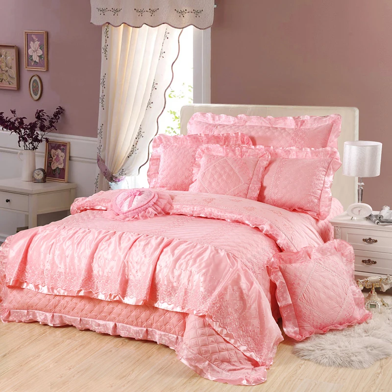 IvaRose New Silk Cotton satin Luxury Jacquard wedding Bedding Set quilted embroidery lace Duvet cover BedSpread Queen 4/6/8Pcs