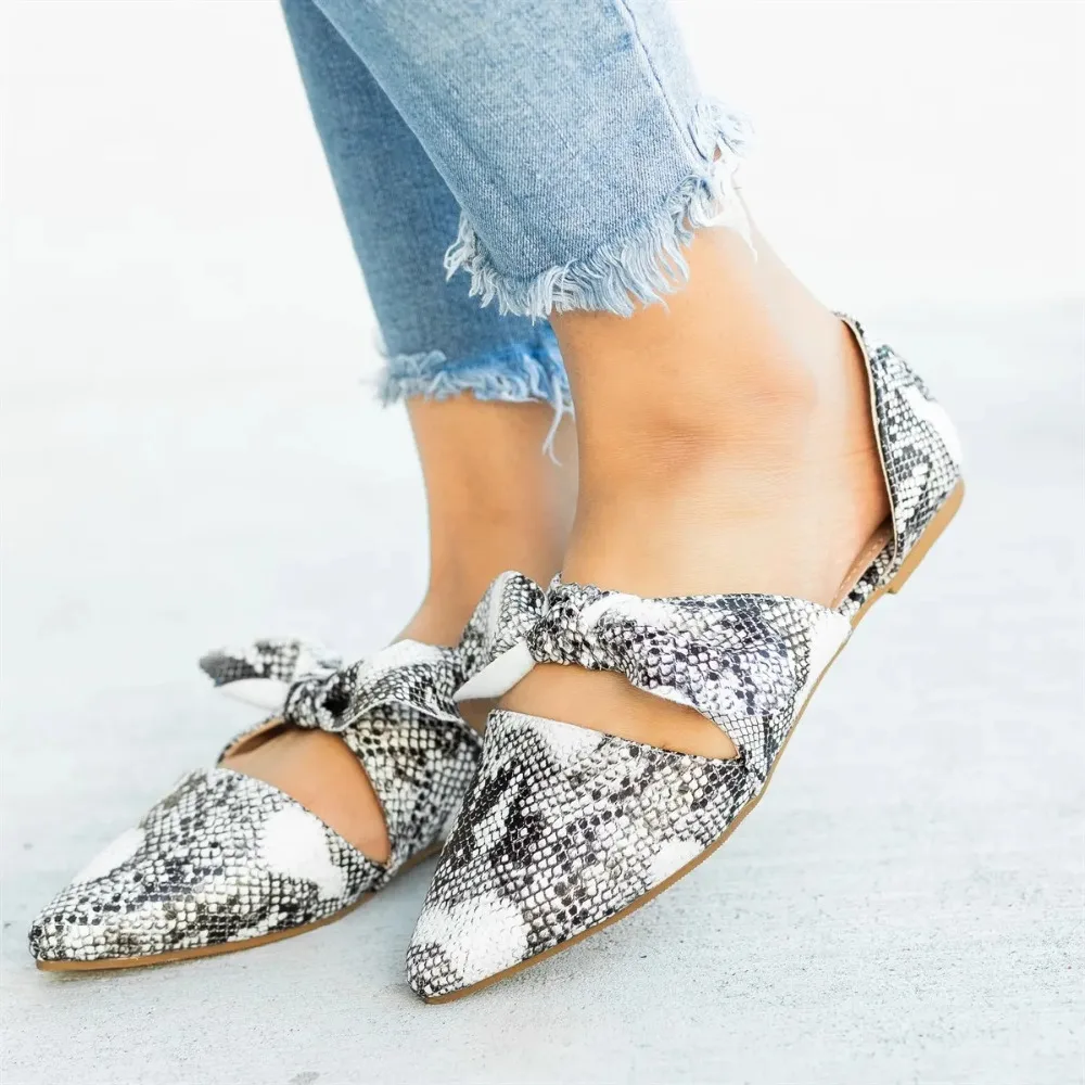 

Women Casual Low Heel Sandals Bowtie Solid Color panther Pointed Toe Flats Ladies Shoes For Woman Sandals Shoes Plus Size