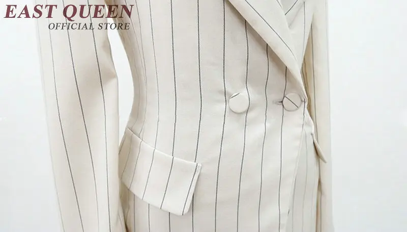 4588626143_611984642 -