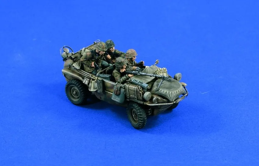 

1/35 Resin Figure Model Kit Unassambled Unpainted 156(NO CAR)