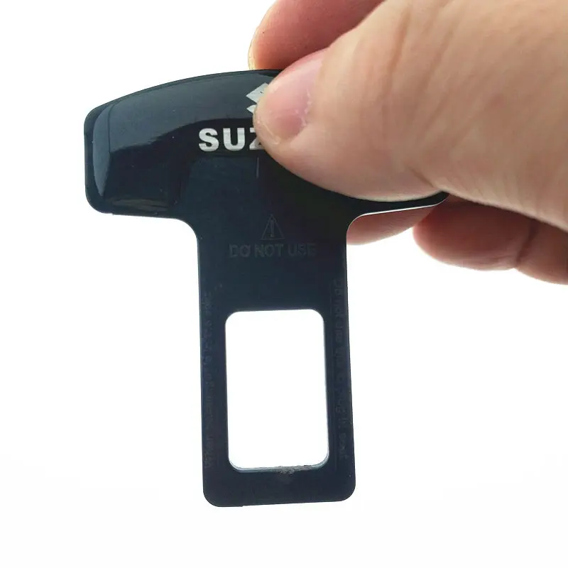 

2pcs/lot quality zinc alloy car seat belt clip safety belt plug for Suzuki swift grand vitara sx4 jimny vitara car accessories