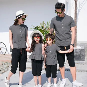 

Summer Family Look Cotton Linen T-Shirt+pants Suit Family Matching Outfits Dad Mom Son Daughter Clothes Fashion Button Sets E65