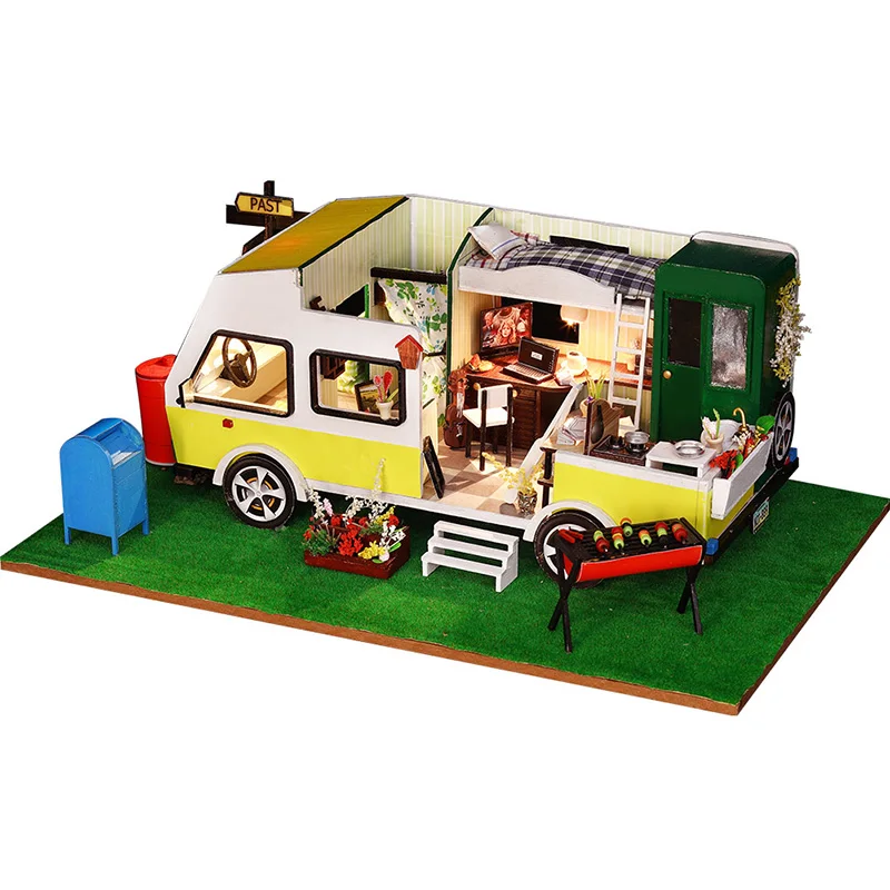 

Doll House DIY Miniature Recreational Vehicle Model Dollhouse Toy Creative Leisure Holiday House Handmade Furnitures Wooden Toys