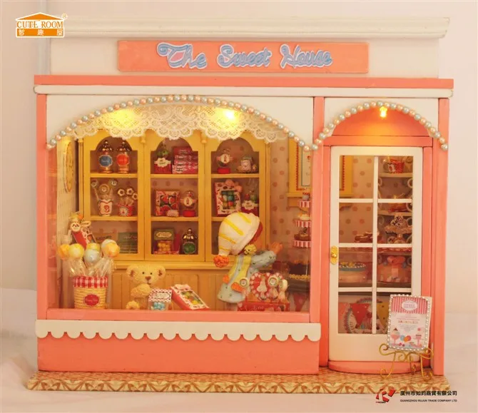 Kit d/'accessoires pour meubles de maison en bois 3D Dolls LED /& Music Box