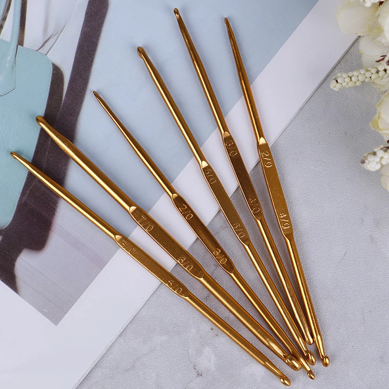 

NEW Golden Alumina Double End Crochet Hook Knitting Needle Set Weave Craft Sweater Knitting Bamboo Handle Craft Needle6pcs