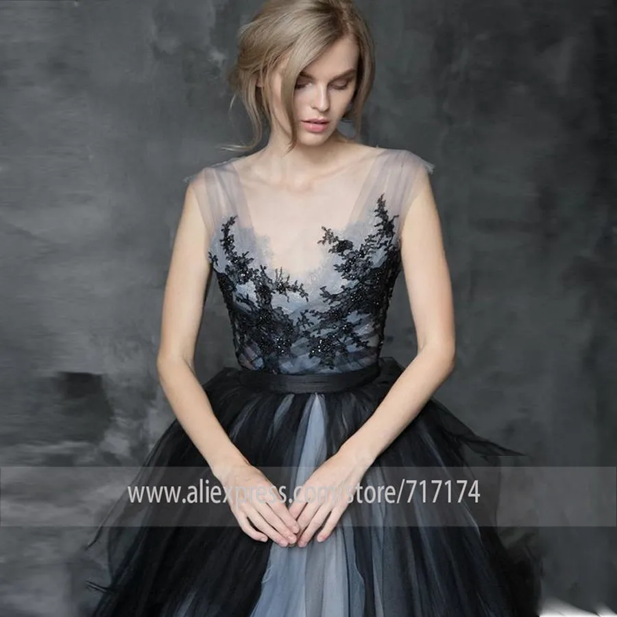 

Fluffy Tulle Scoop Neckline Sleeveless Beading Applique Wedding Dress A-line Illusion Back Court Train Bridal Dress with A Belt