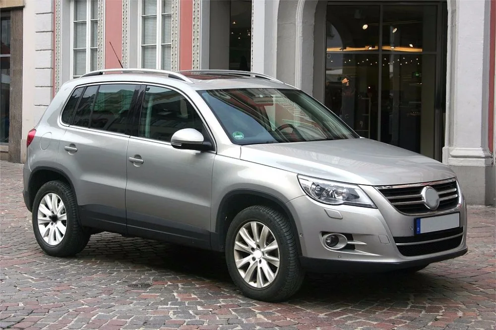 1024px-VW_Tiguan_TDI_2.0,_Bj._2008-06_(Sp) 
