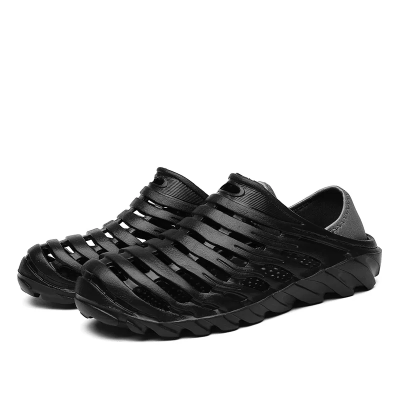 New Men's Croc Shoes Sandals Summer Lightweight Hollow Male Water Beach Shoes Lightweight Beach Walking Zapatos Large size