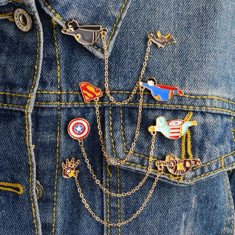 

2019 cartoon Captain America Super Bat Spider Iron man Metal Enamel brooches Button sweater Pin with chain Badge Gifts for kids