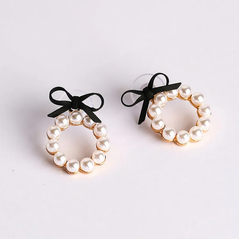 

New Fashion Geometric Simulated-Pearl Earrings Chic girl lovely bowknot Circular Earrings For FemaleTrendy gift