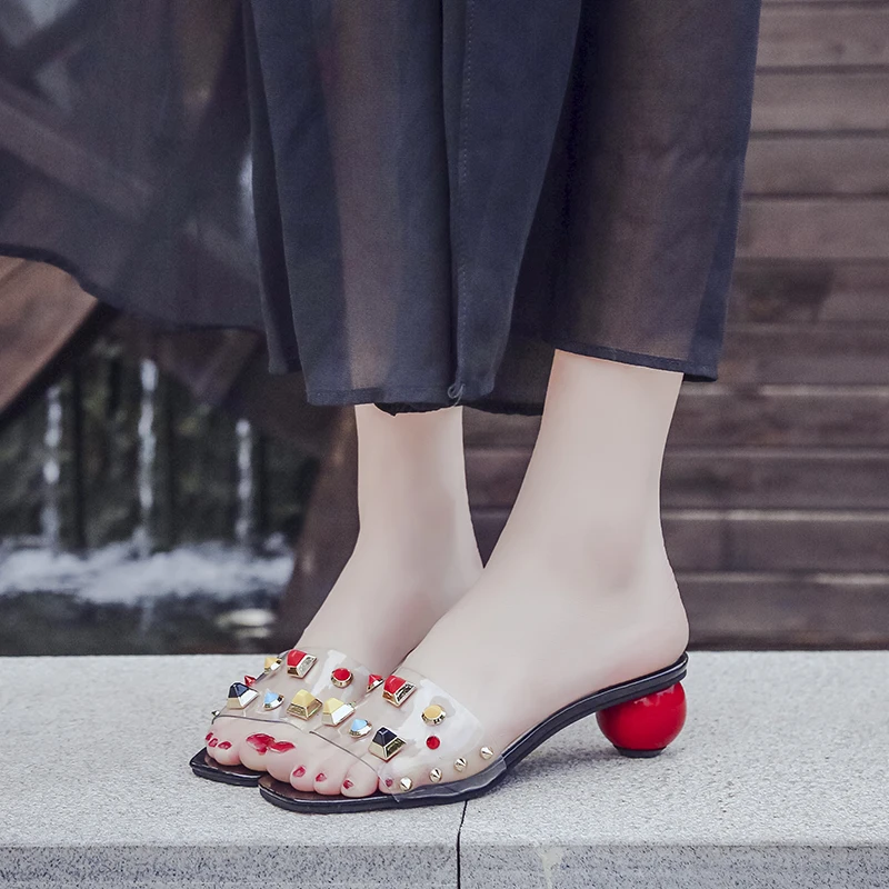 En Ligne Lucyever Boule Rouge Talons Rivets D été Pantoufle Femmes De Mode Étrange Talon Gladiateur Sandales Casual Flip Flops Chaussures Femme