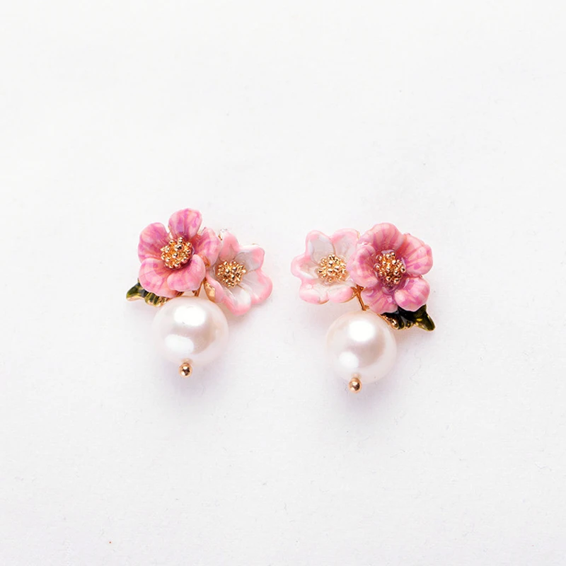 

Fashion Earrings Imitation Pearls Earring Bijoux Splinter Stud Earrings For Women Statement Ear Studs Earrings Wedding Jewelry