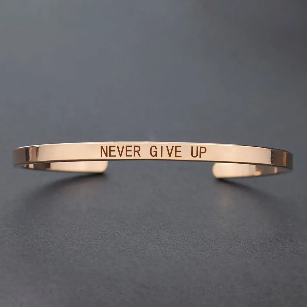 Черчилль Цитата "Never Give Up", "мотивационные Нержавеющая сталь браслеты с гравировкой цитатой жизни Ювелирные изделия Выпускной подарочные браслеты