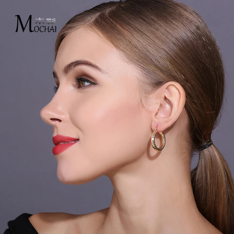 Simple-Metal-Small-Circle-Hoop-Earrings-Shiny-Gold-Color-Fashion-Brand-Jewellery-For-Women-2017-Geometric (3)